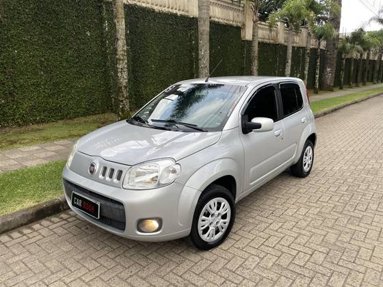 FIAT UNO 1.0 EVO VIVACE 8V FLEX 4P MANUAL FIAT UNO 1.0 EVO VIVACE 8V FLEX 4P MANUAL